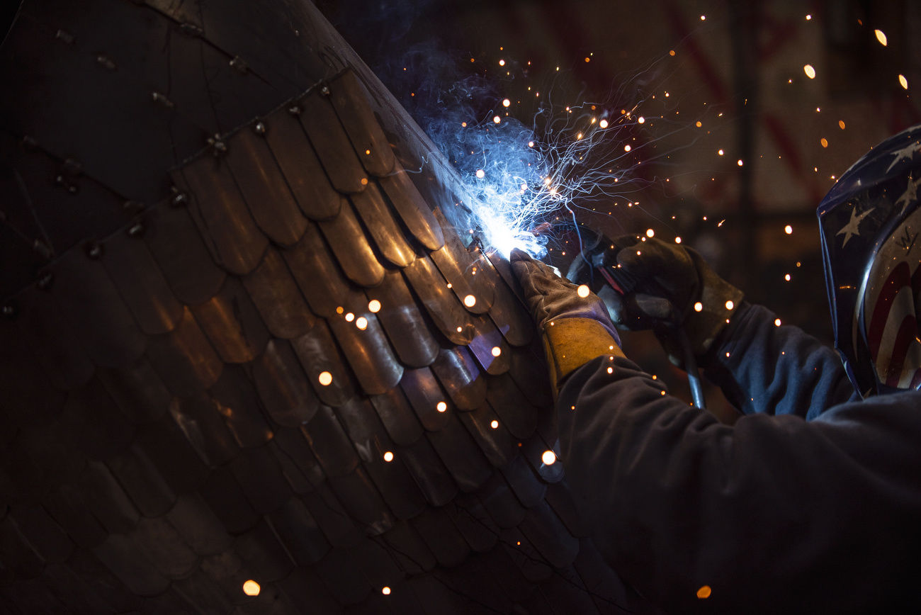 Sculptor crafts a feathered finale Artist’s retrospective exhibit readies to lift off in July